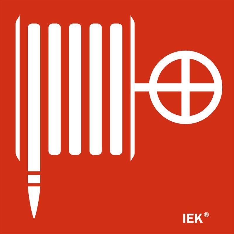 Этикетка самоклеящаяся 150х150мм "Пожарный кран" IEK LPC10-1-15-15-PKRAN Этикетка самоклеящаяся 150х150мм "Пожарный кран" IEK LPC10-1-15-15-PKRAN
