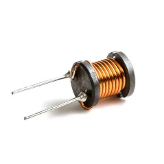 Радиальная индуктивность 560uH 0.95A 0.52Ohm DCR p-6.5mm
