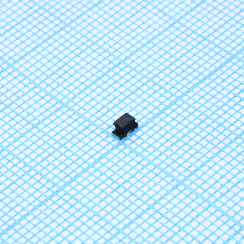 EMI фильтр индуктивно-емкостной 10MHz 200mA 25Vdc Flat Style SMD 1206 T/R
