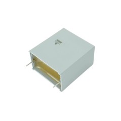 Пленочный конденсатор Y2 0,01мкФ 1000VDC/300VAC ±20% 17,5х7х13,5мм 105°C