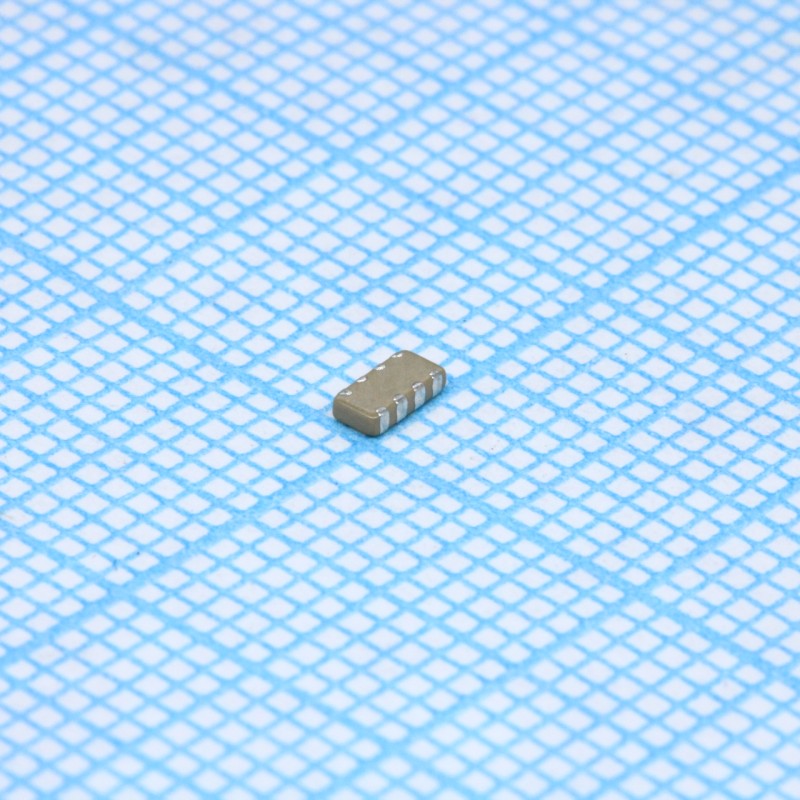 Сборка конденсаторная керамическая SMD 0612 (4x0603) X7R 0.01uF ±20% 50V