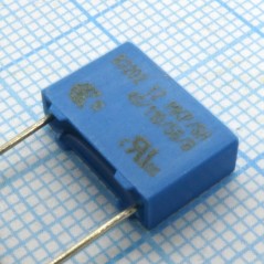 0.0015мкФ ±20% 300В e:10mm (4x9x13mm) max 110°C / Y2 class / MKP / лента в коробке помехоподавляющий кондесатор