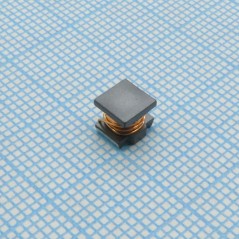 Чип индуктивность проволочная неэкранированная 10мкГн 20% 1МГц Ferrite 1.7A 93мОм по постоянному току 2220 лента на катушке