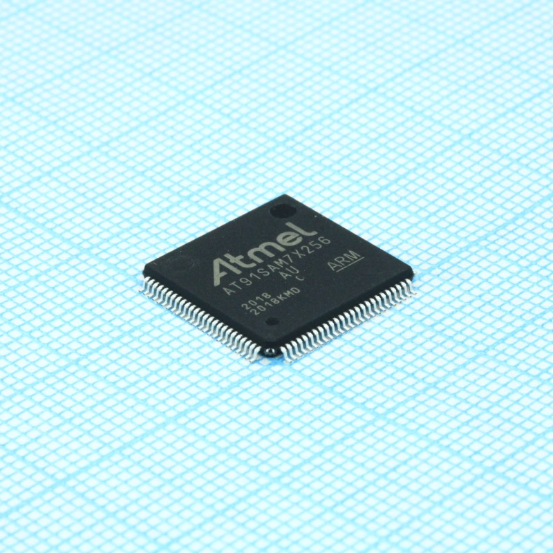 Микроконтроллер 32-бит SAM7X ядро ARM7TDMI RISC 256кБ Флэш-память электропитание 1.8В/3.3В
