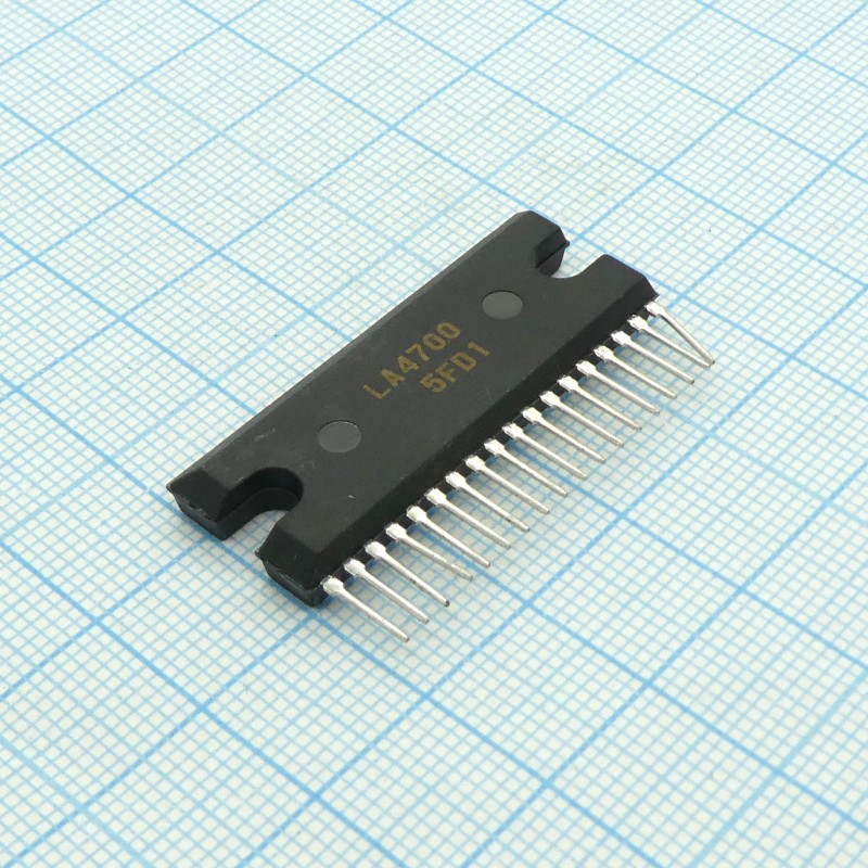 УHЧ  2x12Вт BTL (13.2В/4 Ом), 50дБ