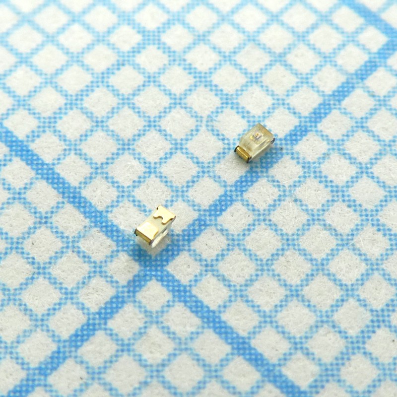Светодиод smd 1х0,5мм/зеленый/570нм/20-50мкд/прозрачный/120°