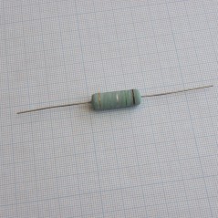Резистор проволочный постоянный 5Вт 0.3Ом ±5% ±300ppm/°C