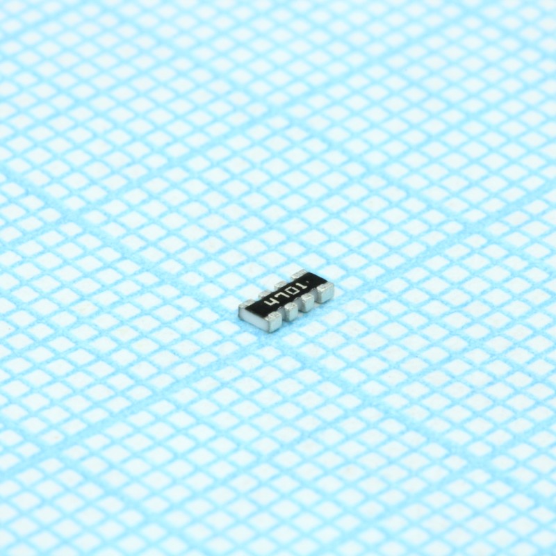Резисторная сборка SMD 1206 4 резисторов по 4.7кОм