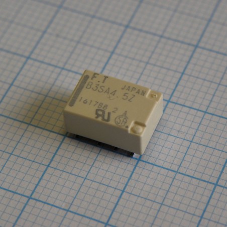 Signal Relay 4.5VDC 2A DPDT (10.6mm 7.2mm 5.45mm) SMD