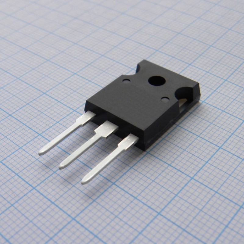 Биполярный транзистор IGBT, 600 В, 23 А, 100 Вт