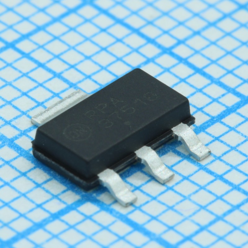 Транзистор полевой MOSFET N-канальный 240В 0.35A автомобильного применения 4-Pin(3+Tab) SOT-223 лента на катушке