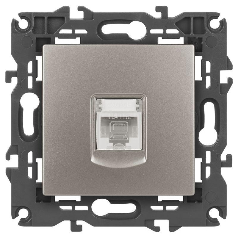 Розетка ЭРА Elegance 14-3107-16 RJ45 титан Эра Б0065764 Розетка ЭРА Elegance 14-3107-16 RJ45 титан Эра Б0065764