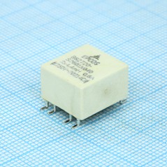 Синфазный дроссель двухобмоточный 4.4мГн 10кГц 0.2A 0.4Ом для поверхностного монтажа автомобильного применения лента на катушке