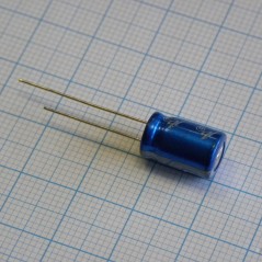 Полимерный алюминиевый конденсатор радиальный 560uF 16V  8x12mm 4950mA 5000часов