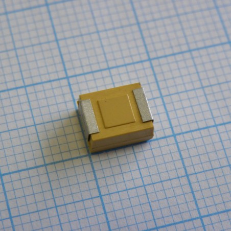 ЧИП-конденсатор танталовый твердотельный 330мкФ 10В типоразмер E ±10% (7.3х4.3х4.1мм) выводы внутрь SMD 7343-43 0.06Ом 125°С лен