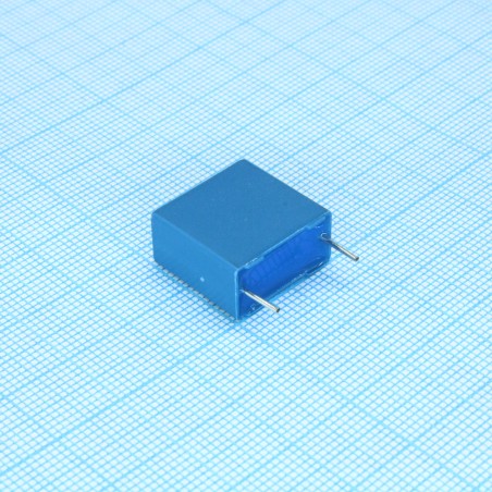 Конденсатор металлоплёночный полипропиленовый 0.47uF ±5% 400VDC/200VAC 9 x 17.5 x 18mm) радиальный 15mm россыпь