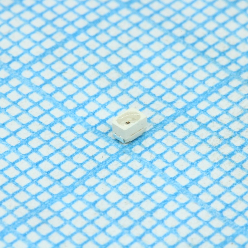 Светодиод smd 2,2х1,4мм/красный/630нм/55-100мкд/прозрачный/120°