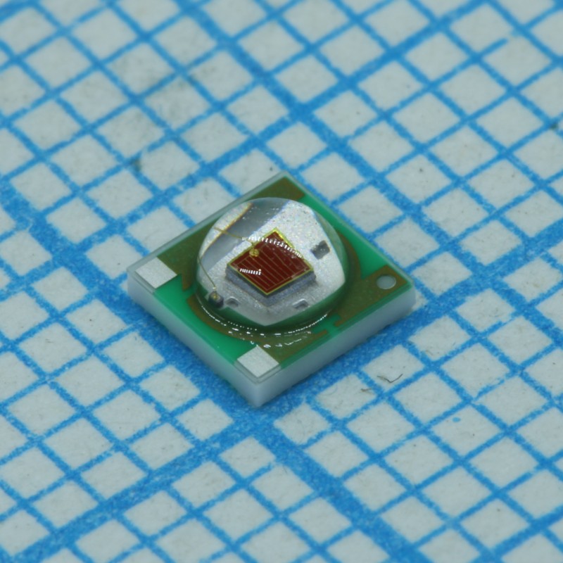 Светодиод smd XLAMP 3,45х3,45мм/янтарный/595нм/51.7Лм при 350мА 2.2В/120°