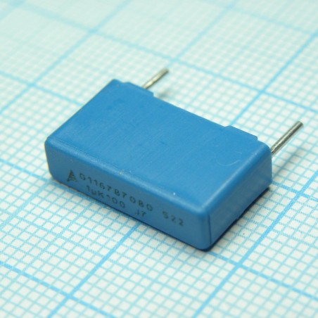 Конденсатор металлопленочный полиэтилентерефталатный 1uF ±10% 100V (18 X 5 X 10mm) радиальный 15mm россыпь