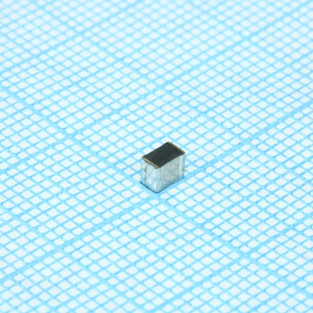 Металлоплёночный конденсатор SMD 1210 0.1uF ±5% 16V (3.2 X 2.5 X 1.5mm) 125C T/R