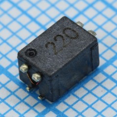 Дроссель синфазный SMD 22мкГн 300мА 2 линии 230мОм