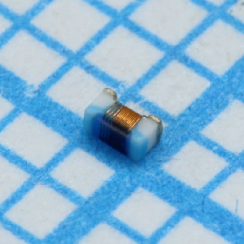 Проволочная SMD индуктивность 68нГн ±5% 140мА 1.96Ом по постоянному току