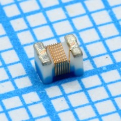 Проволочная SMD индуктивность 68нГн ±5% 500мА 380мОм по постоянному току