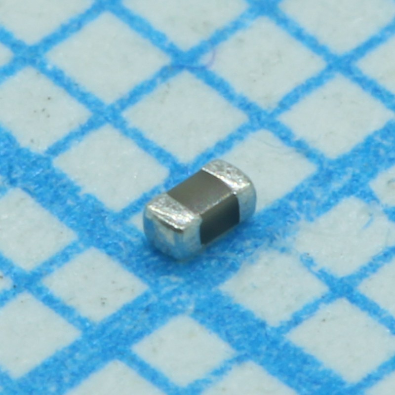 Конденсатор керамический SMD 1мкФ 10В X7R ±10% 0402 125°C лента на катушке