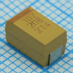 Конденсатор танталовый твердотельный 100мкФ 20В корпус X ±20% (7.3х4.3х4мм) выводы внутрь SMD 7343-43 0.15Ом 125°C автомобильног