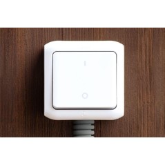 Выключатель 1-кл. 2п ОП Quteo 10А IP44 250В 10AX бел. Leg 782309