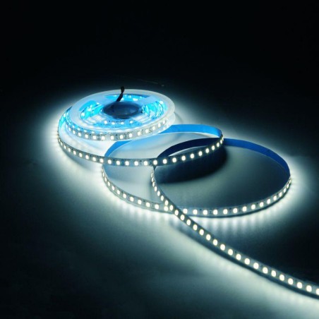 Лента светодиодная Basic 2835/120-SMD 12Вт 4000К нейтр. бел. IP65 1200лм/м 12В 8мм драйвер (уп.5м) GAUSS BT071