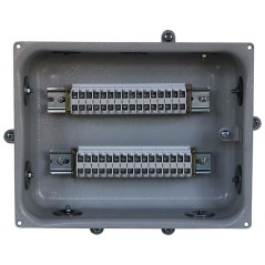 Коробка клеммная КЗНА-32 У2 32 зажима IP54 (заглушка резиновая "пирамидка") Электротехник ET010598