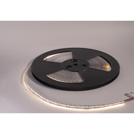Лента потолочная SMD2835 204 LED/м 22 Вт/м 24В IP20 нейтр. бел. (уп.30м) SWG PRO 00-00007435