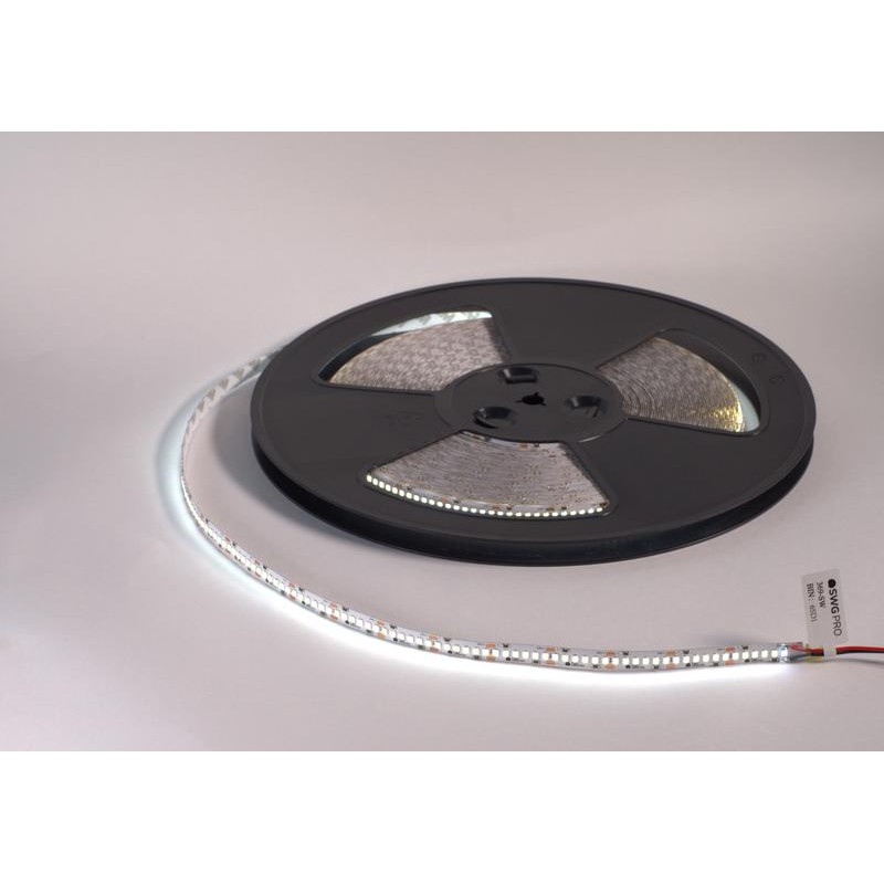 Лента потолочная SMD2835 204 LED/м 22 Вт/м 24В IP20 холод. бел. (уп.30м) SWG PRO 00-00007436