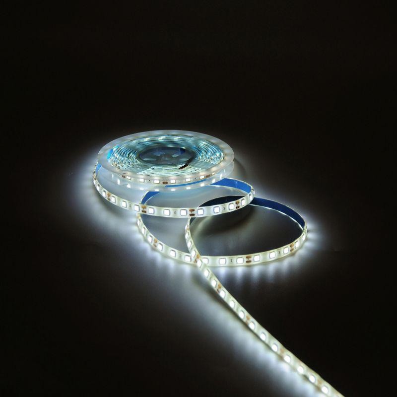Лента светодиодная Basic 5050/60-SMD 10Вт/м 3000К тепл. бел. IP65 700лм/м 12В 10мм (уп.5м) GAUSS BT051 Лента светодиодная Basic 5050/60-SMD 10Вт/м 3000К тепл. бел. IP65 700лм/м 12В 10мм (уп.5м) GAUSS BT051
