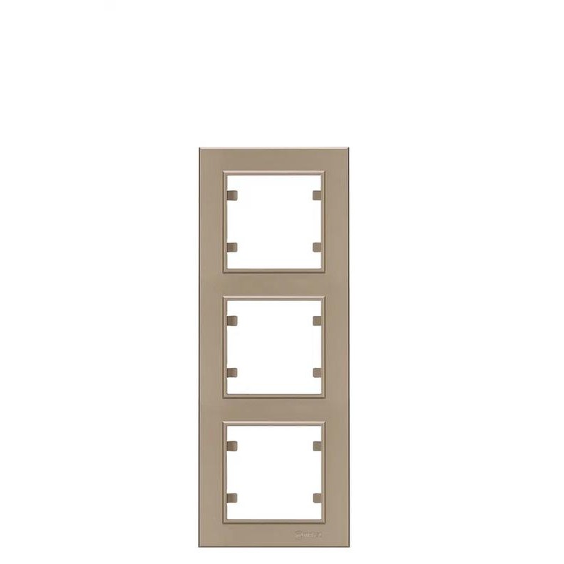 Рамка 3-м Karea вертик. латунь Makel 56057708 Рамка 3-м Karea вертик. латунь Makel 56057708
