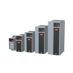 Преобразователь частоты VF-101-P110-0210-A-T4-E54-N-H вход. 380В выход. 110кВт выход. 210А ток перегрузки 252А внешн. тормозн. к