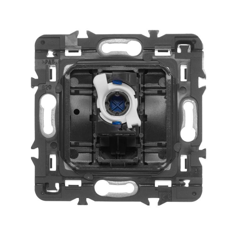 Панель лицевая Celiane для розетки компьютерной RJ45 бел. Leg 068251 Панель лицевая Celiane для розетки компьютерной RJ45 бел. Leg 068251