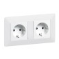 Розетка 1-м СП Valena Life 16А IP2X 250В 2P+E безвинтов. клеммы с лицев. панелью механизм бел. Leg 753421