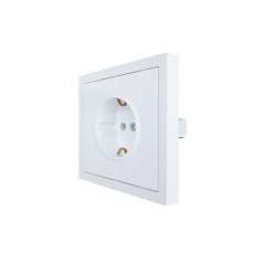 Розетка 1-мест. с/з ПБТ СП ZIMA безвинт. зажим бел. LEZARD 704-0288-122BQC