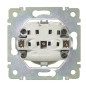 Розетка 1-м СП Valena 16А IP21 250В 2P+E защ. шторки безвинт. клеммы сл. кость Leg 774122 Розетка 1-м СП Valena 16А IP21 250В 2P+E защ. шторки безвинт. клеммы сл. кость Leg 774122