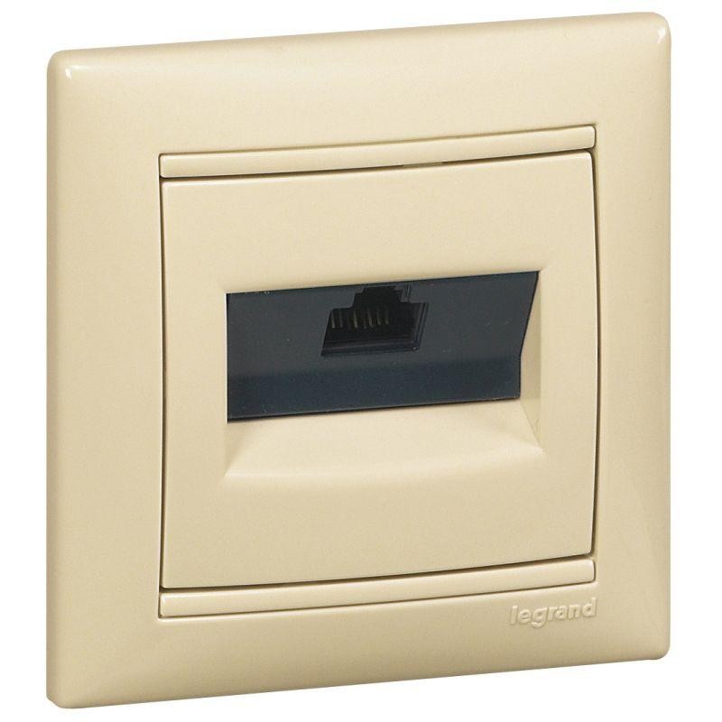 Розетка компьютерная 1-м СП Valena RJ45 кат.6 UTP на захватах механизм сл. кость Leg 774146 Розетка компьютерная 1-м СП Valena RJ45 кат.6 UTP на захватах механизм сл. кость Leg 774146