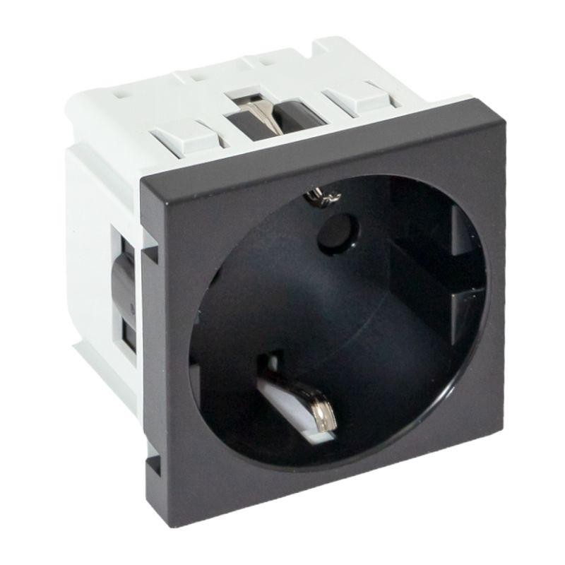 Розетка 45х45 с зазем. с защ. шторками 90град. черн. матов. EKF E2MR16-028-30 Розетка 45х45 с зазем. с защ. шторками 90град. черн. матов. EKF E2MR16-028-30