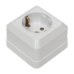 Розетка 1-м ОП Рим 16А IP20 с заземл. бел. EKF ENR16-028-10