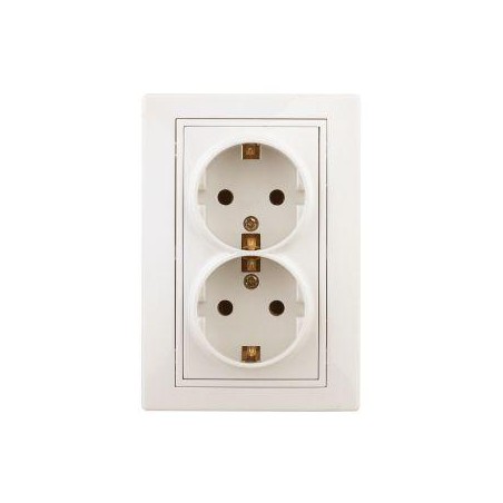Розетка 2-м СП Plano 1-205-02 16А IP20 250В 2х2P+E Schuko сл. кость Intro Б0053916