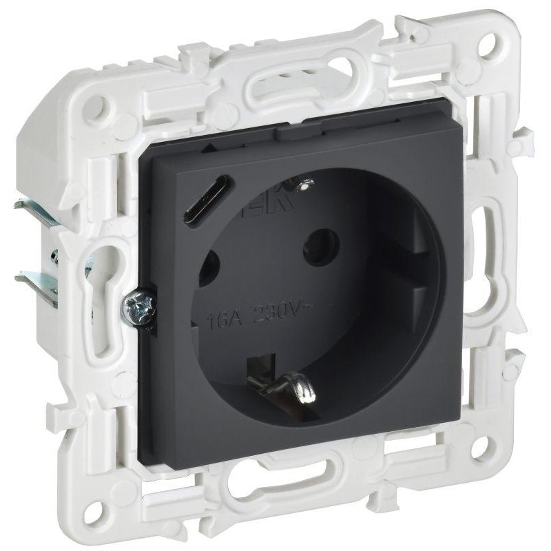 Розетка SKANDY 18Вт 16А с заземл. защ. штроки с USB C SK-R17G графит IEK SK-R14-16-U14-018-K53