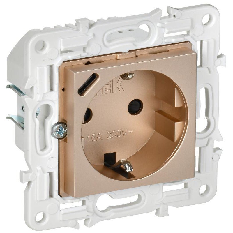 Розетка SKANDY 18Вт 16А с заземл. защ. штроки с USB C SK-R17Sa песочн. IEK SK-R14-16-U14-018-K98