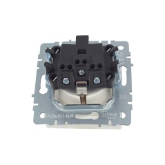 Розетка BRITE РСбш10-3-БрЖ 16А IP20 с заземл. защ. шторки с крышкой механизм жемчуж. IEK BR-R16-16-K36