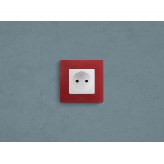 Розетка 1-м СП Etika 16А IP31 250В 2P без заземл. защ. шторки немецк. стандарт винтов. клеммы механизм бел. Leg 672234