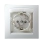 Розетка 1-м СП Simon15 16А IP44 250В с заземл. Schuko защ. шторки с крышкой винт. клеммы бел. Simon 1590450-030 Розетка 1-м СП Simon15 16А IP44 250В с заземл. Schuko защ. шторки с крышкой винт. клеммы бел. Simon 1590450-030